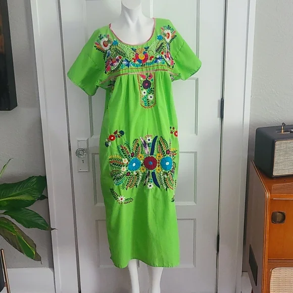 Dresses | Vintage Oaxaca Mexican Midi Dress | Poshmark